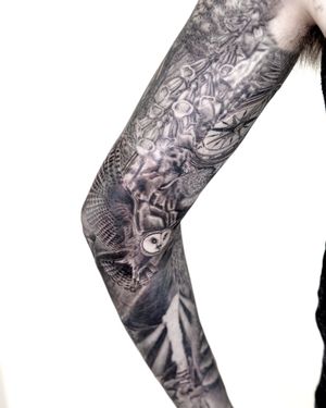 Stunning black & gray tattoo by Bradley Mollett capturing the beauty of nature through a realistic owl design.