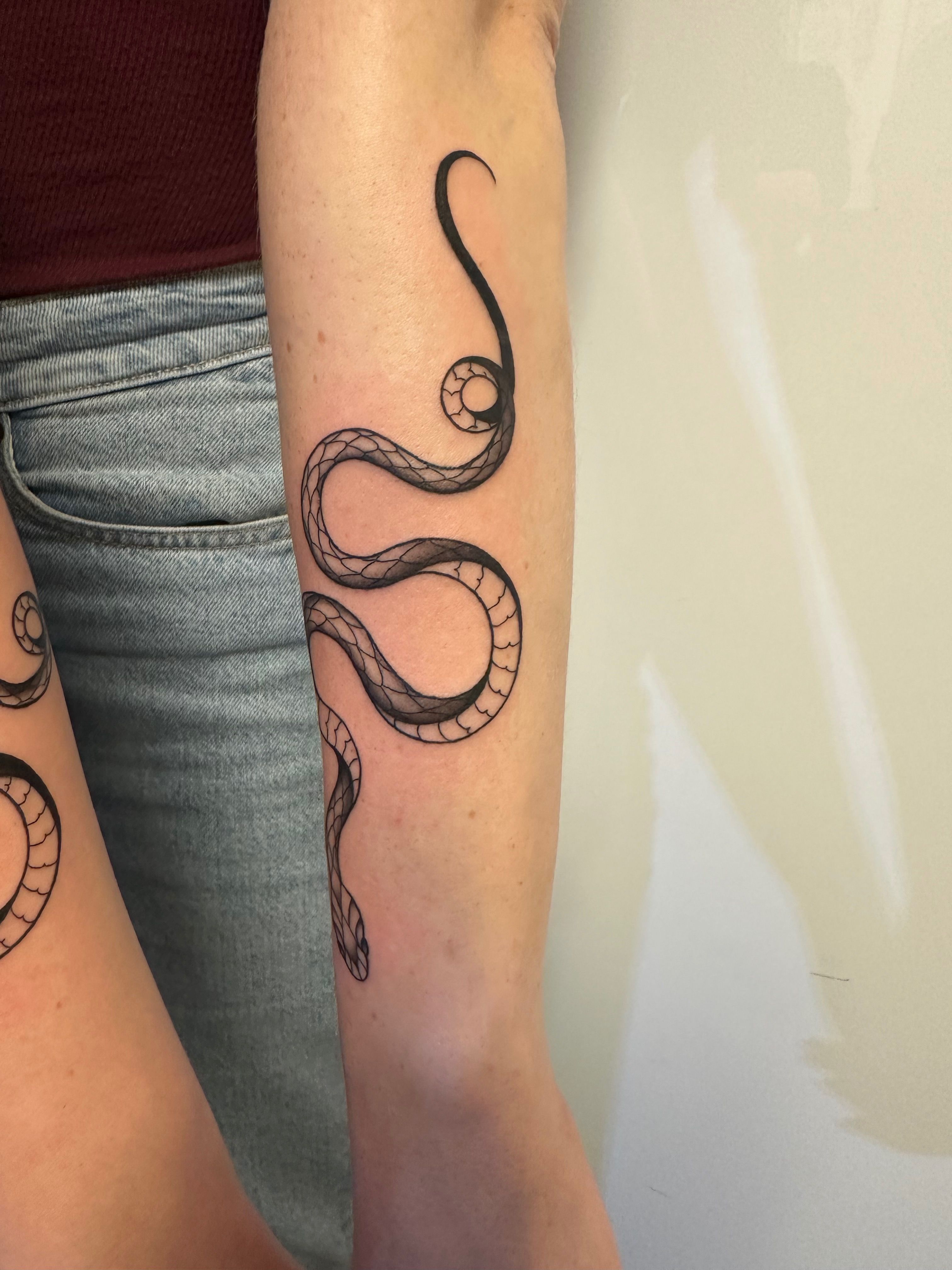 Black And White Snake Tattoos By Mirko Sata | Bored Panda