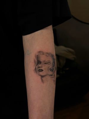 Micro Realism tattoo style