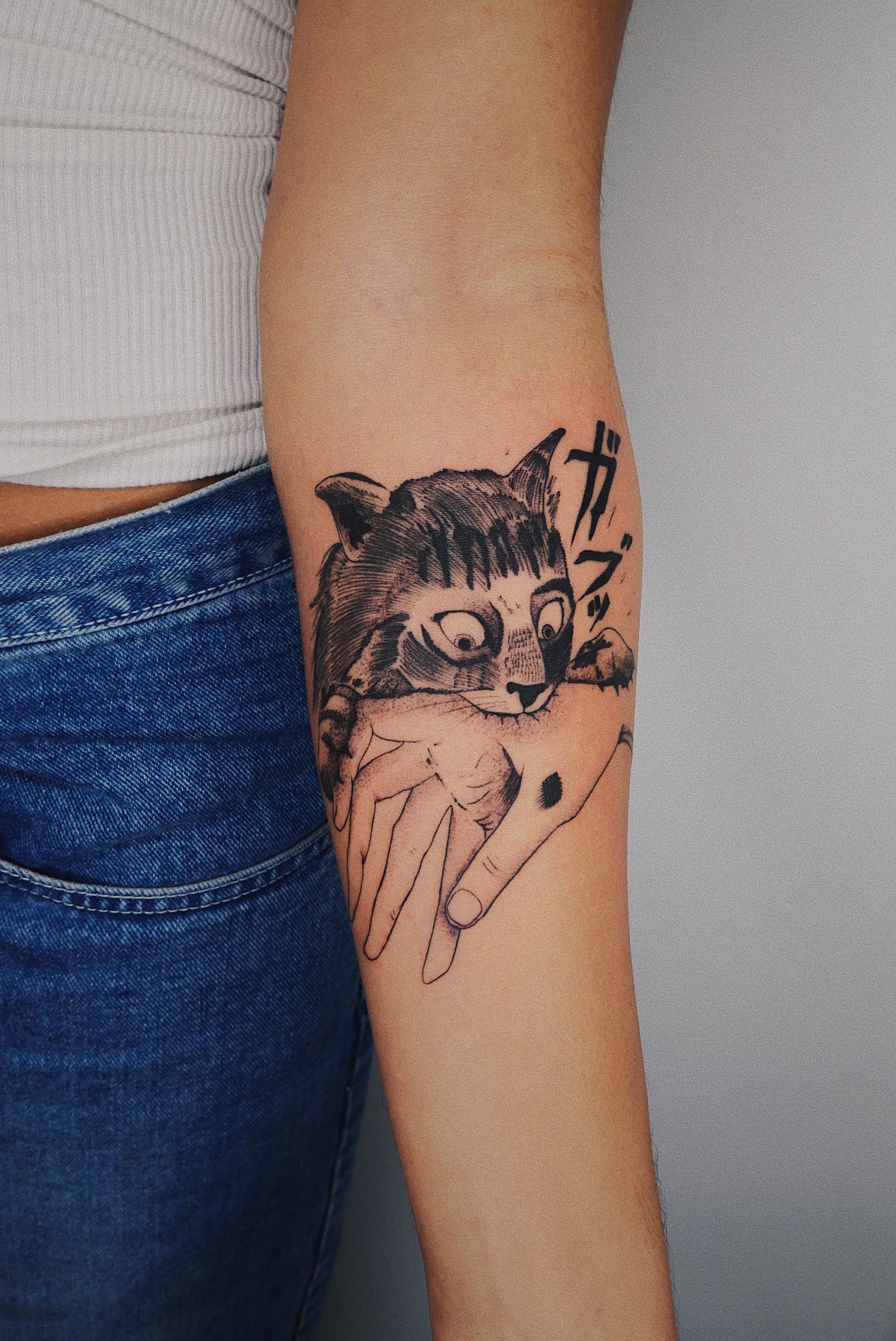 Tattoo uploaded by Bahadır Cem Börekcioğlu • 🐈 Instagram: @karincatattoo # cat #tattoo #cats #tattoos #design #tattooed #cattattoo #smalltattoo  #minimaltattoo #littletattoo #tattooer #tattooartist #tattooidea #ideas # minimalist #istanbul #turkey #dövme ...