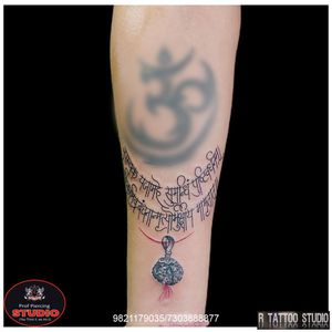 Mahamrityunjay Mantra tattoo.. #mahamrityunjayamantra #lord #lordshiva #shiva #shiv #mahadev #mahakal #bholenath #rudra #rudraksha #mahakal #calligraphy #mahadevtattoo #om #ink #inked #tattoo #tattooed #tattooing #tattooidea #tattooideas #tattoogallery #artist #artwork #rtattoo #rtattoos #rtattoostudio #ghatkopar #ghatkoparwest #mumbai #india