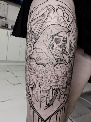 Thigh piece started the other day, can't wait to finish it off!
