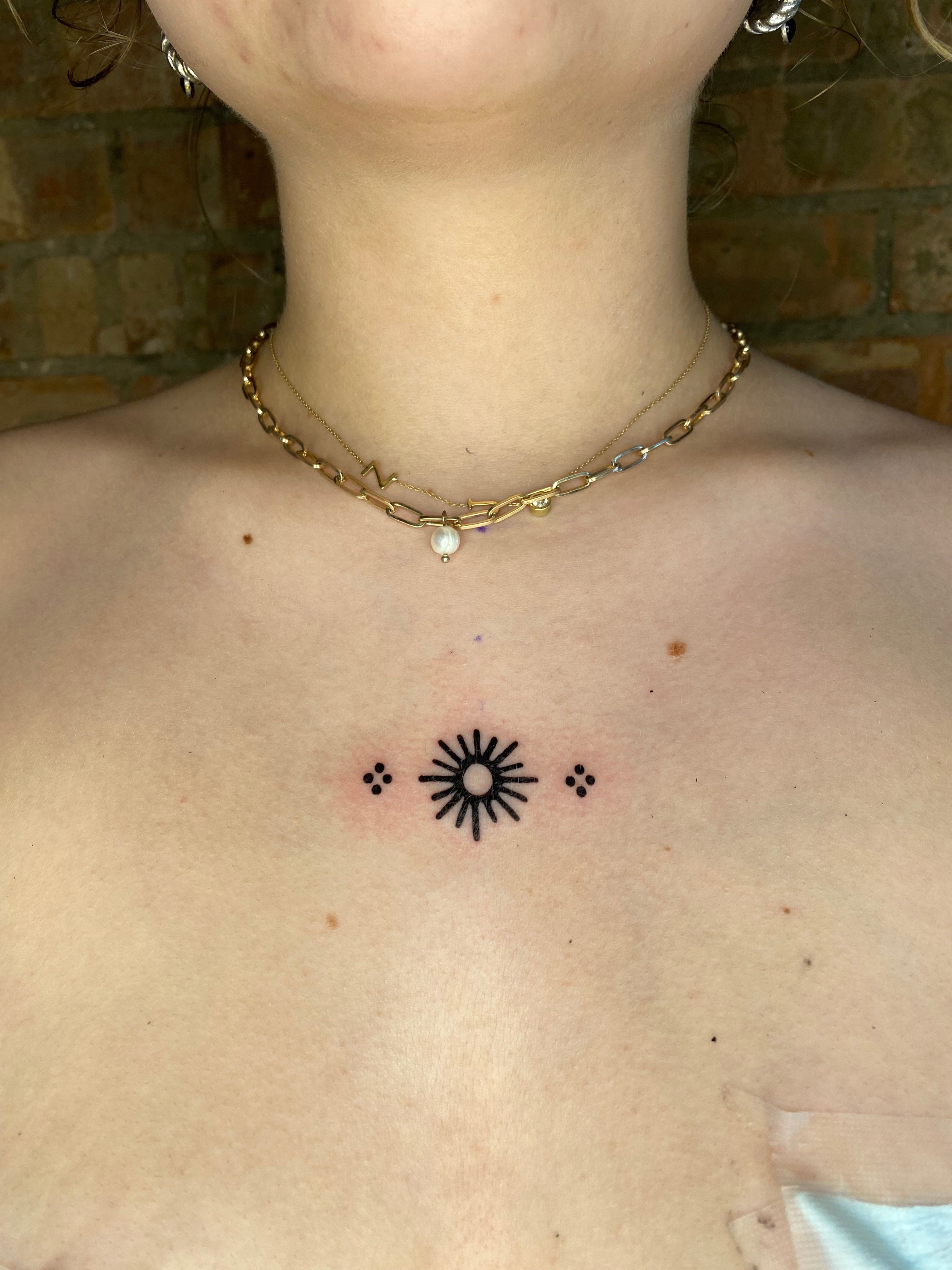 38 Amazing Small Sun and Moon Tattoo Ideas | Sun tattoos, Boho tattoos, Sun  tattoo designs