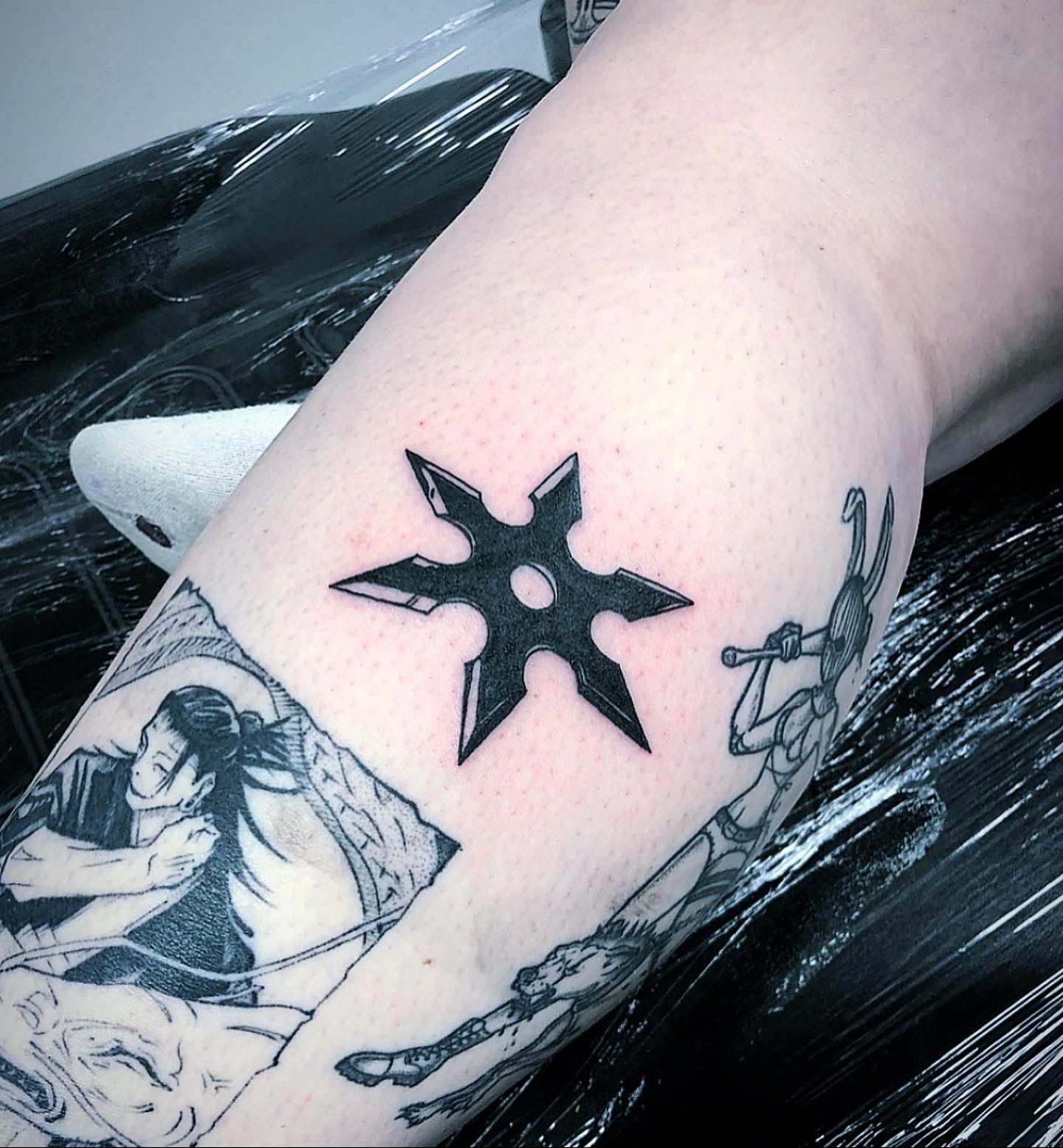 Shannon Fiorile on Instagram: “Cute little shuriken on the hip 🌀 Still a  lil bit of blue stencil, but will wash away :) … in 2024 | Blood tattoo,  Shuriken, Tattoo stencils