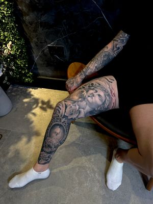 Realistic leg sleeve 