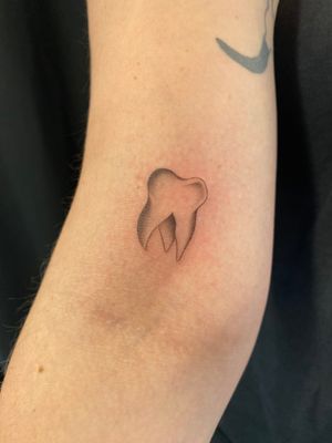 Tooth tattoo, micro realism tooth tattoo, fine line tattoo , delicate tattoo