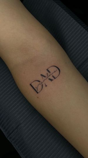 Dad grandma script tattoo, fine line family tattoo