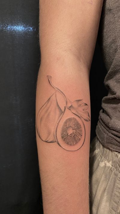 Fig tattoo, fine line fig tattoo, micro realism fig tattoo