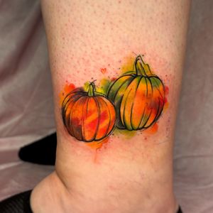 Edimburgh Pumpkin watercolor tattoo 