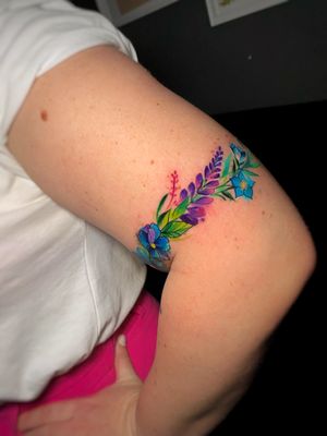 Brazalete watercolor floral cover up 