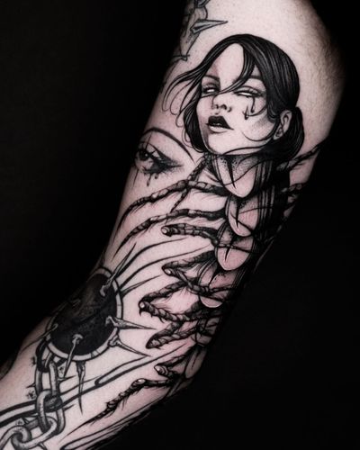 Sophie Mo's illustrative style brings this striking tattoo to life with a traditional geisha and menacing centipede motif.