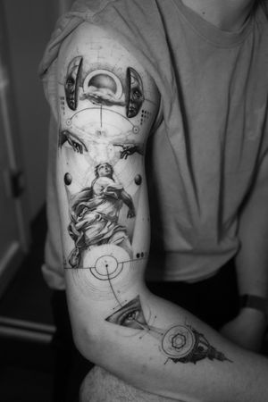 outer arm sleeve with conceptual elements 