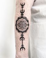 Explore the intricate patterns and abstract designs of Malvina Maria Wisniewska's blackwork masterpiece.