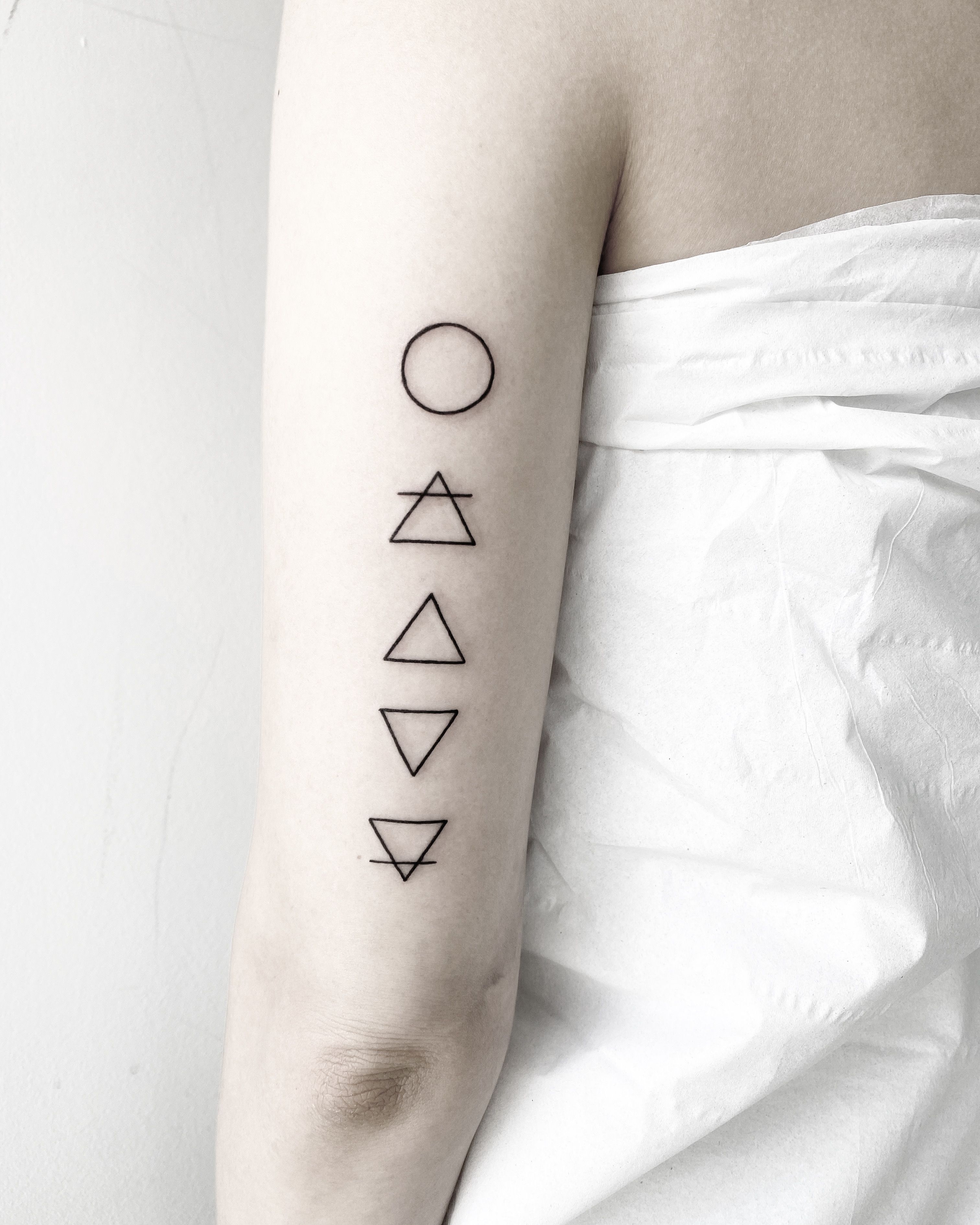 Geometric Fine Line Tattoo by Malvina • Tattoodo