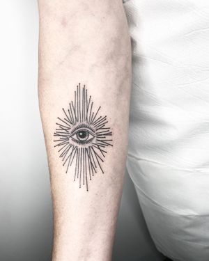 Discover the mesmerizing allure of Malvina Maria Wisniewska's illustrative blackwork eye design. Perfect for the bold and mysterious.