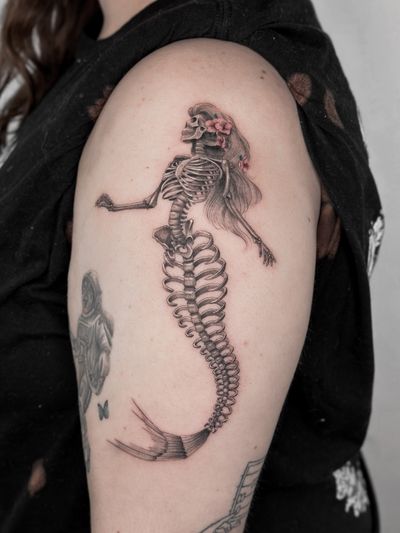 Skeleton mermaid 