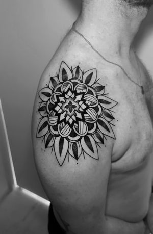 Elegant blackwork illustration featuring intricate flower pattern created by renowned artist Gabriele Lacerenza.