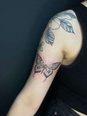 Get a stunning illustrative butterfly tattoo by the talented artist Julia Bertholdi, bringing beauty and elegance to your skin.