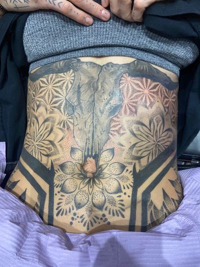 Karolina’s bodysuit , the stomach part , get booked in for intricate geometry dotwork