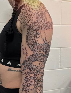 Lines laid on this big ol’ dragon for Katie. Can’t wait for our next session to add shading 🪡✨🐉