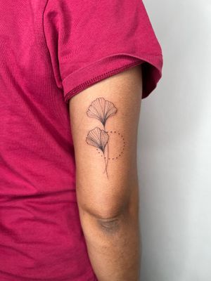 Elegant and detailed ginko leaf design by Emma InkBaby, combining fine lines with illustrative style.
