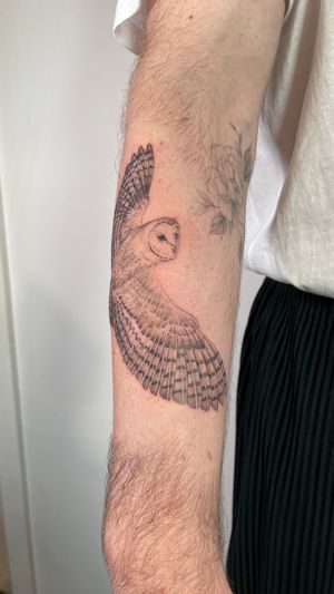 Admire the intricate details of this illustrative owl tattoo by the talented artist Sam. Symbolizing wisdom and mystery.
