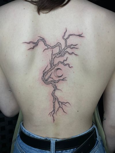 Roots of the night , Make me feel all right. wake up in the morning grow up your flower . fine line tattoo, dot work tattoo, nature tattoo, tree tattoo. 
