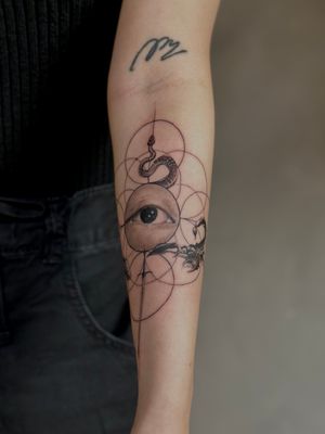 Tattoo by Unkommon tattoo