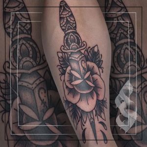 Traditional black and grey rose dagger