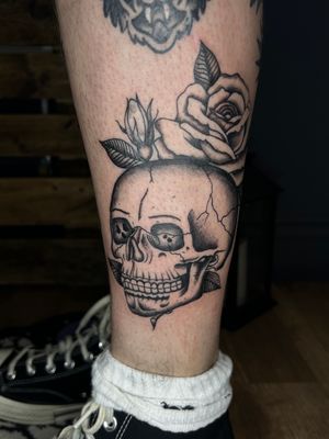 Antique traditional skull and rose 