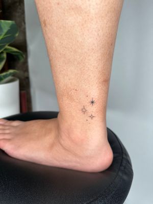 Get inked with a beautifully intricate star design by jadeshaw_tattoos, perfect for those who love minimalist elegance.