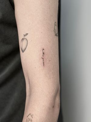 Get a beautifully crafted fine line tattoo by Katerina Nireta. Perfect for delicate and intricate designs.