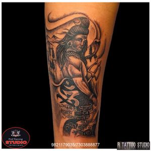Lord Shiva with Maha Mrityunjaya Mantra Tattoo..#lord #shiva #shiv #mahadev  #mahakal  #bholenath  #trilokinath #rudra #trishul #rudraksha #mahakal #mrityunjaya #mrityunjayamantra #calligraphy #adiyogitattoo #mahadevtattoo #om #tattoo #tattooed #tattooing #tattooidea #tattooideas #tattoogallery #artist #rtattoo #rtattoos #rtattoostudio #ghatkopar #ghatkoparwest #mumbai #india