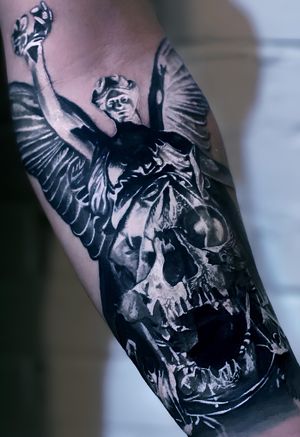 #blackandgrey #realism #bng #angeltattoo #skulltattoo #judas #judastattoo #tattooistjudas Insta @tattooist_judas