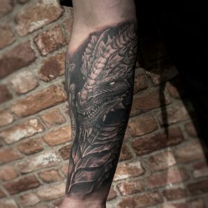 Inner black and grey realism dragon