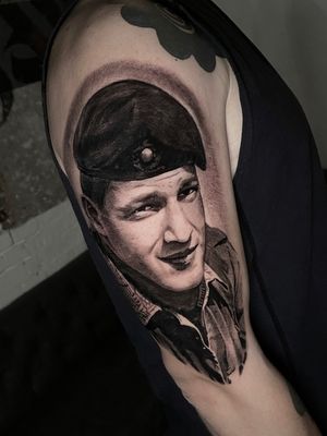 black and grey memorial father portrait tattoo
