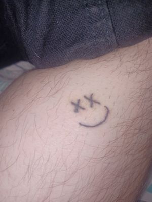 My first tattoo, courtesy of Hailey B. #smiley #smileyface #xeyes 