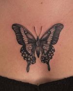 Cover up for @lexxmonique thank you for trusting me with your tattoo 🙏✨🦋 @_gatorosa_tattoo @queensofneedlestattoo . . . #tattoo #coveruptattoo #butterfly #tattoos #inktattoo #inkedgirls #art #fypage #sfv #tattoobutterfly