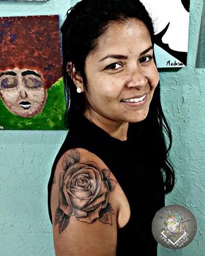 #NaneMedusaTattoo #tatuagem #tattoo #art #arte #riodejaneiro #sulacap #flower #flowertattoo 