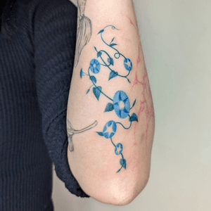 Abstract (Avant Garde) tattoo style