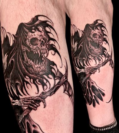 Bold blackwork tattoo featuring a skull and grim reaper design by artist Ker Kusterbeck.