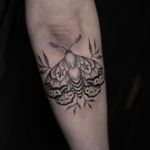 Moth from my flash ! All flash in my highlights ! Thank you for getting this one ! Done at @theblackhouse.tattoo Brighton. Based in Brighton and Epsom 📍 Dm me to book ! 📖 #tattooartist #mothtattoo #dotworktattoo #flashtattoo #blackwork