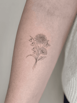 Floral tattoo style