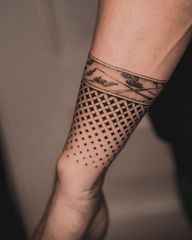 Getting out of my comfort zone 🥶 Done at @muka_studio Dzięki Waldemar! . . . . #armbandtattoo #bandtattoo #patterntattoo #abstracttattoo #dotworkers #tatuaje #тату #graphictattoo #polishtattoo #neotraditional #dotworktattoo #lamadelray #tatuaż #tattoo #tattooartist #illustrationtattoo #krakowtattoo #polandtattoos #tattoos #fineline #pepax #pepaxcartridges #tattoopoland
