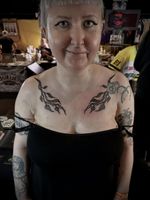 Free-hand macabre branches tattoo done at @stockholminkbash Big thanks to @gretacecilia for your trust and lovely tattoo session🦇 Looking forward to meeting you again for the next addition🤘🏻 #inkbashtattooconvention #inspiration #branches #botanicaltattoo #macabretattoo #macabreartist #night #occultart #lineworktattoo #blackwork #blacktattoo #art #darkartists #darkinkspiration #truenorwegianblackmetal #btattooing #darkartist #tattoolife #inked #blackmetal #tätowierung #surreal_tattoo_dark #artesobscurae #berlin #tattooberlin #berlintattooartist #italiantattooartist #kwadron #apocalypsetattoo #saraiusotattoo