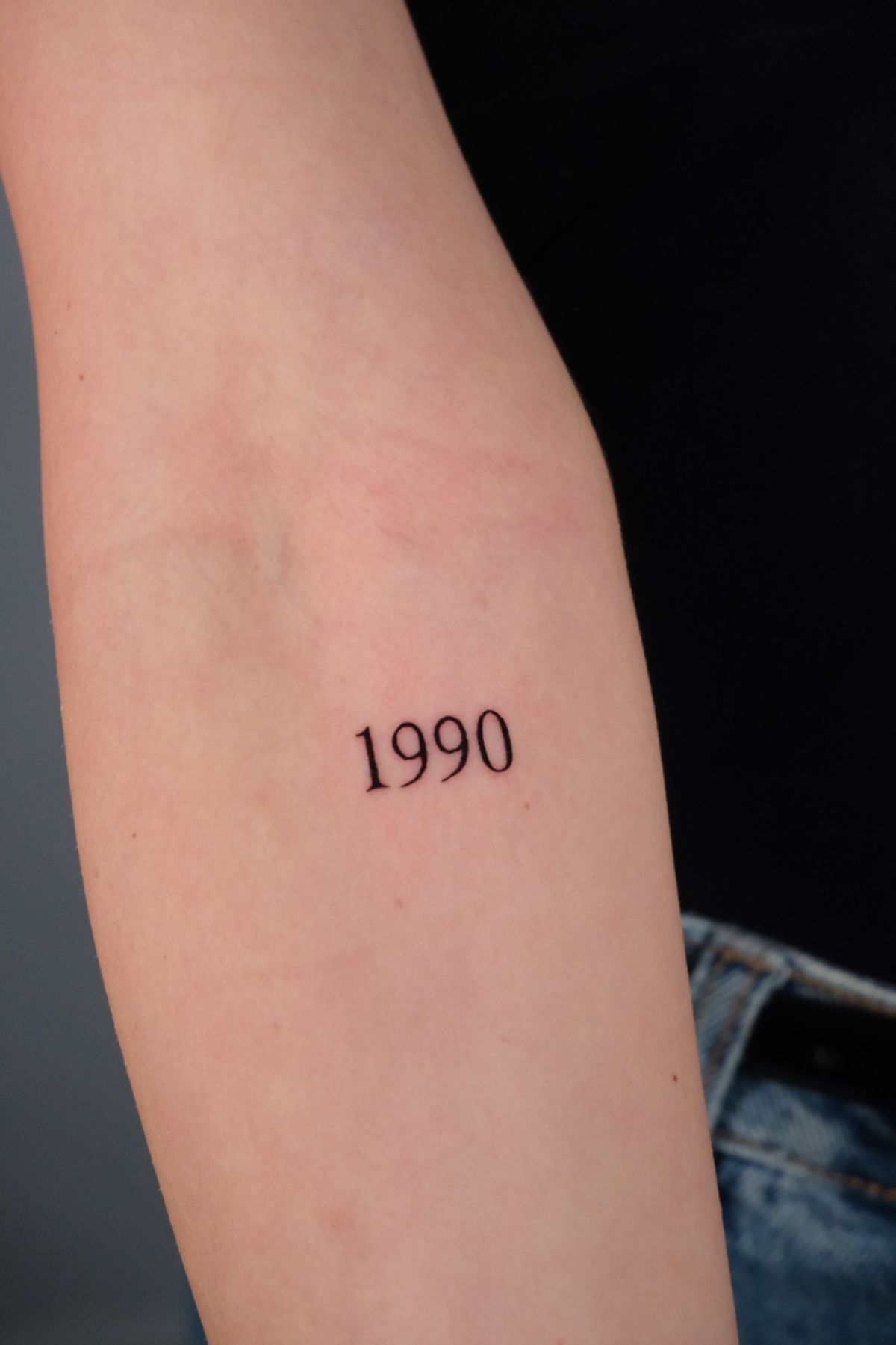 floral wrist tattoo