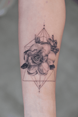 Geometric tattoo style