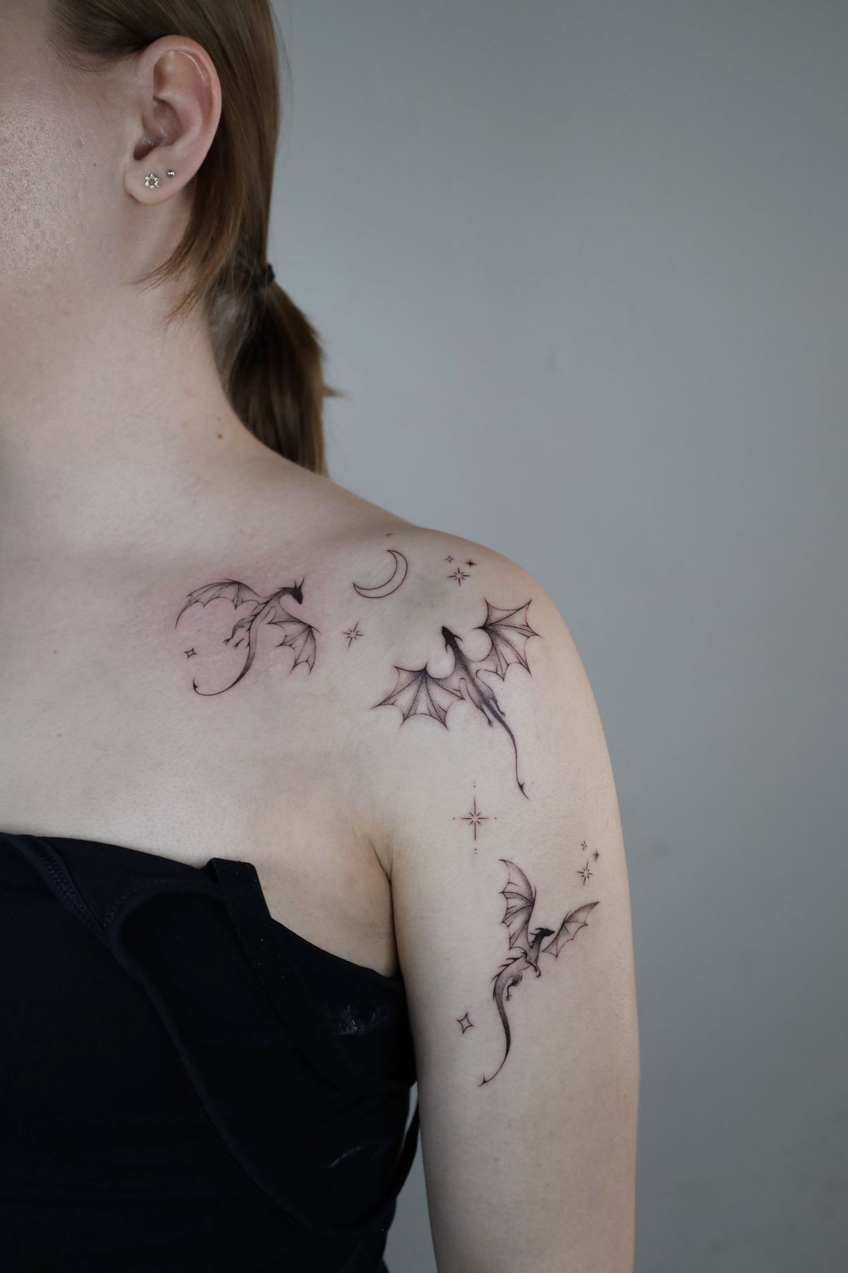 floral shoulder tattoo