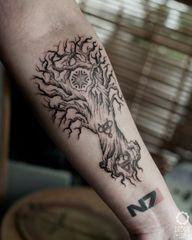 Słowiańskie drzewo życiadla @nyxalh dziękuję! Macie pomysł na dziarę? Piszcie wiadomość! :) #tatuażkraków #tatuaż #kraków #tatuażgraficzny #slavictattoo #graphictattoo #tatuazkrakow #krakowtattoo #dybukink #dotwork #treetattoo #drzewożycia