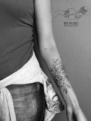 By @KahVazquezTattoo #KahVazquezTattoo #Tattoo #Tattoos #Tatuagem #Tatuagens #tatuagensfemininas #TatuagemFeminina #TattooFeminina #tatuagensdelicadas #Tatuagensparamulheres #Tatuadora #ink #inked #Tatuadores #TraçoFino #LinhasFinas #FineLine #Finelinetattoo #InstaTattoo #Tattoo2me #mehndi #Tattoodo #Tattoosincriveis #TattooNova #tattooidea #artoftheday #Ornamental #Mehndi #Mandalas #geometric #geometrico #Flores #flowers